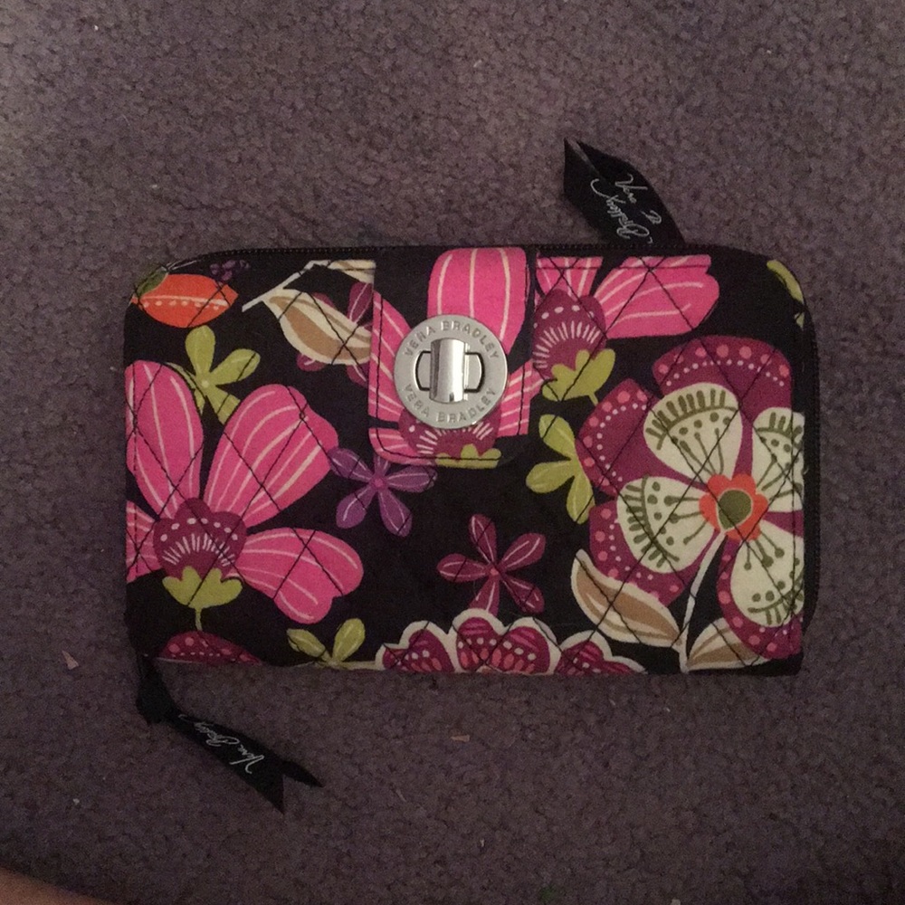 Large Vera Bradley Wallet